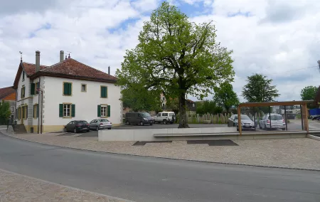 MIDarchitecture - Projet lauréat du concours sur invitation « Réaménagement de la place du village », Rueyres dans le canton de Vaud